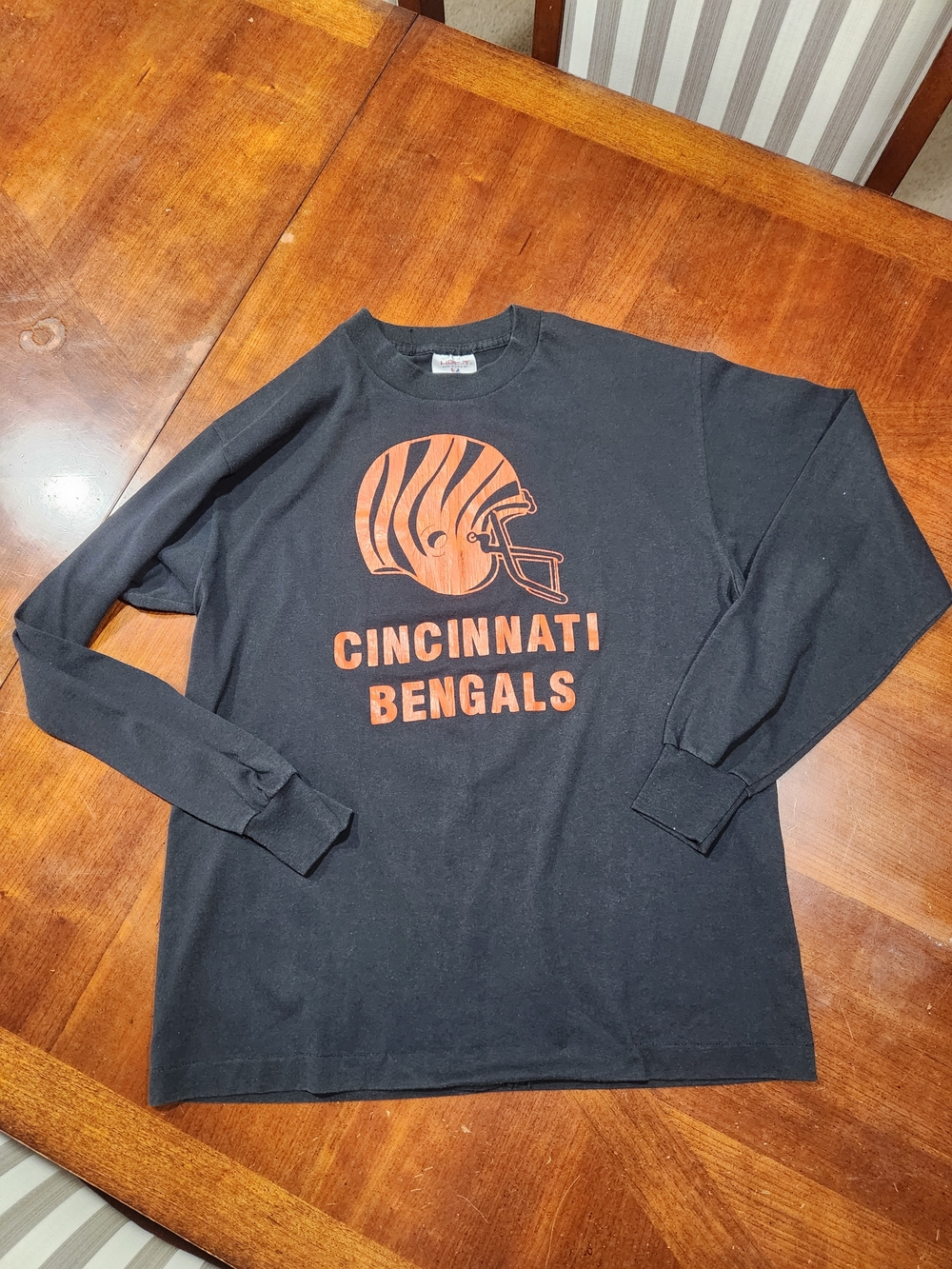 Vintage HEF-T Cincinnati Bengals Black Long-Sleeve Crewneck Tee Large